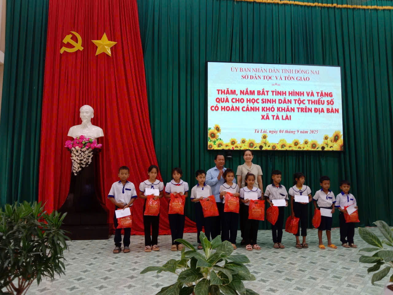 z6978687044299 4c32737bb9c0dff16f86f9a9efcf88ff